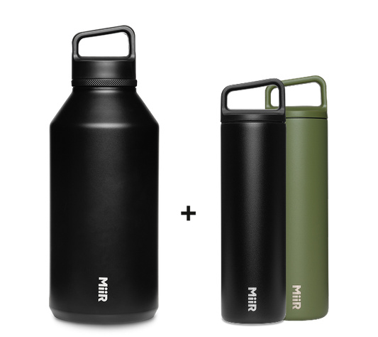 64oz-wm-bottle-2x-20oz-wm-bottles-z4 64oz-bundle-02_1_18b15d87-3696-46e8-b17a-5e1130138654.png