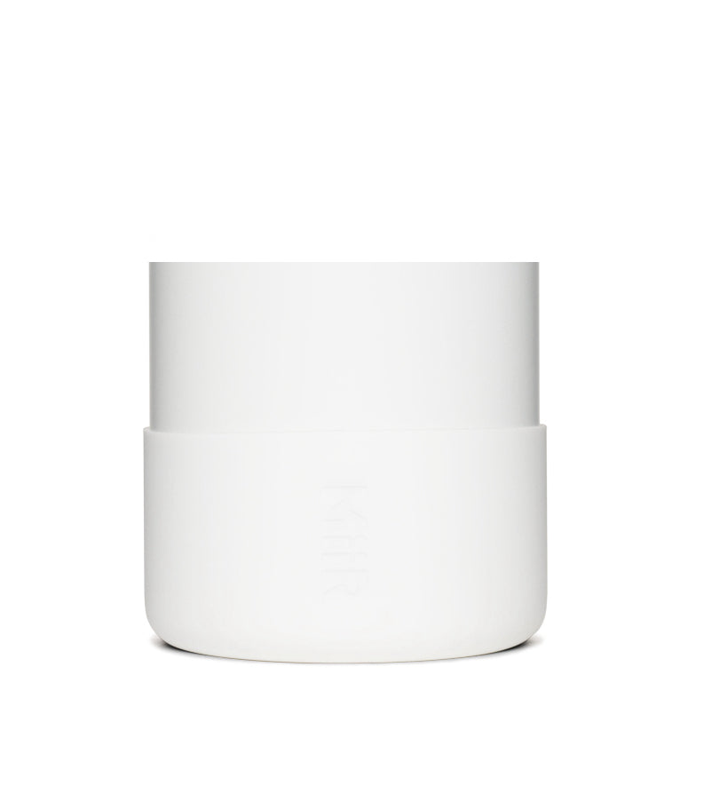 silicone-boot-c5 Silicone_Boot_32oz_42oz_White_Studio_0821_On_Bottle_7c7df284-5bee-4f24-a031-14b02db7328f__SLB1PN34001.jpg