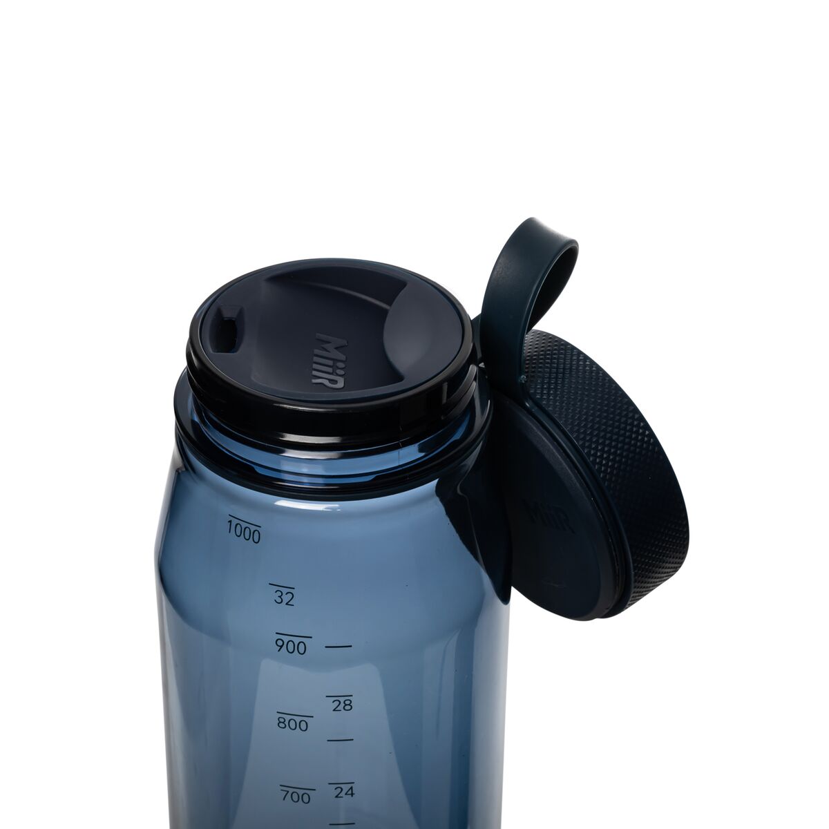 everywhere-bottle-z4 WebPDP-33oz_Everywhere_Bottle_TidalBlue__EWB1PN32215_X2Studio_TetherTwist.jpg