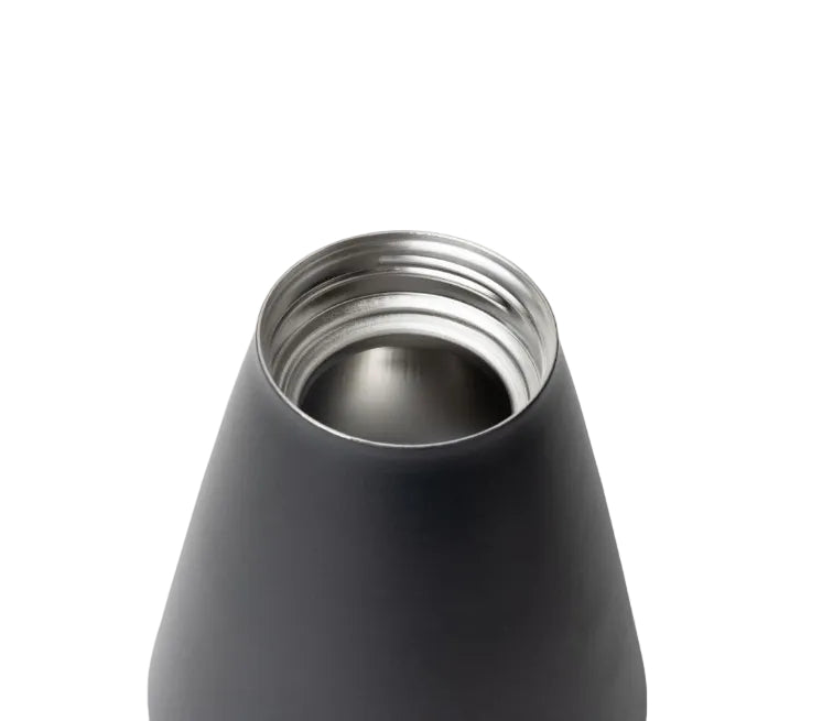new-standard-carafe-l0 WebPDP-Carafe_Black_Studio_0722_45_Deg_Top_Off__CAR1SVOS002.jpg