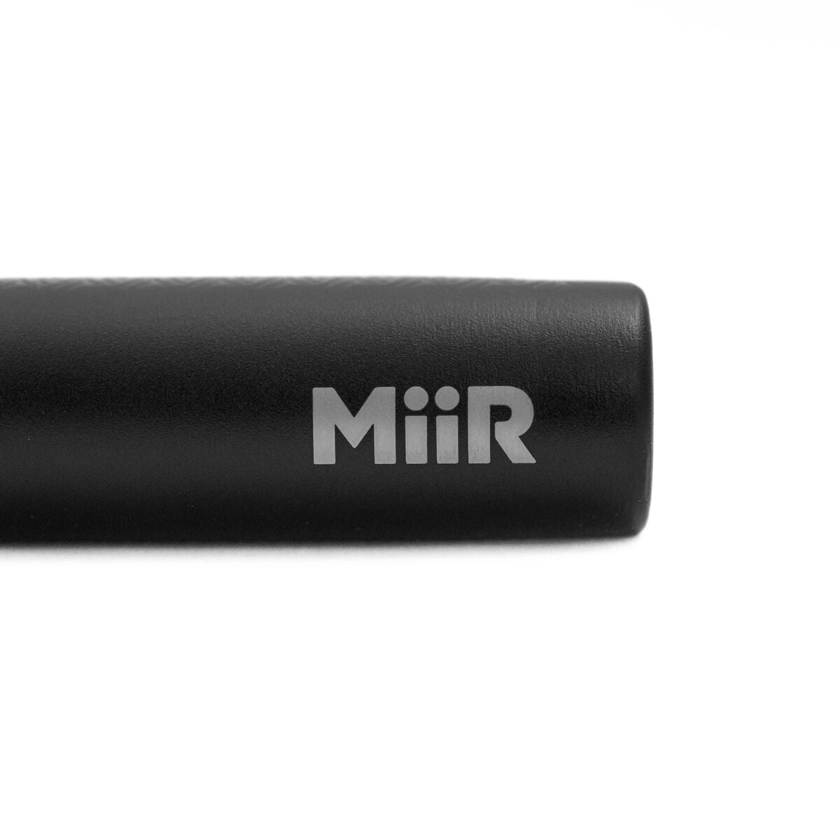 miir-x-carryology-flask-c8 WebPDP-MiiR_x_Carryology_Aero_Flask_Studio__FLK1SSOS401_4_12.10.24__FLK1SSOS401.jpg