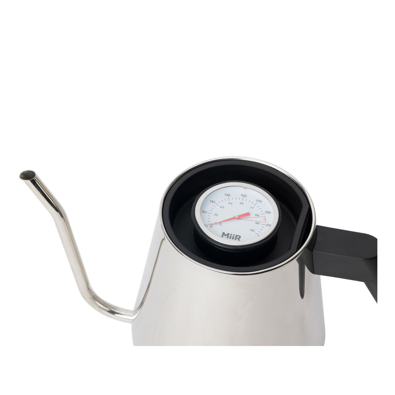 new-standard-pour-over-kettle-q6 WebPDP-Pour_Over_Kettle_Black_Studio_0222_45_Deg_Lid__POK1SNOS005.jpg