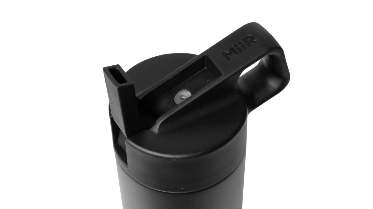 straw-bottle-f2 WebPDP-Straw_Lid_2_Black_Studio_0221_45deg_Open__WMB1SL20002.jpg