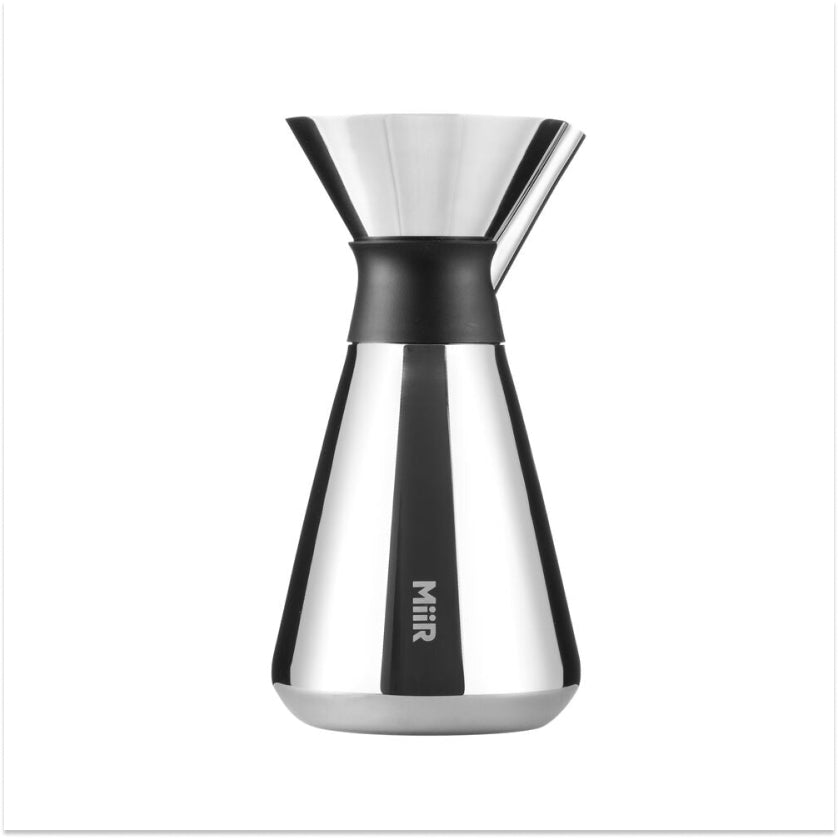 new-standard-carafe-l0 Web_PDP-Polished_Stainless_Carafe_33oz_SS_Studio_X2_07182024_Front_CAR1SVOS005_1.jpg