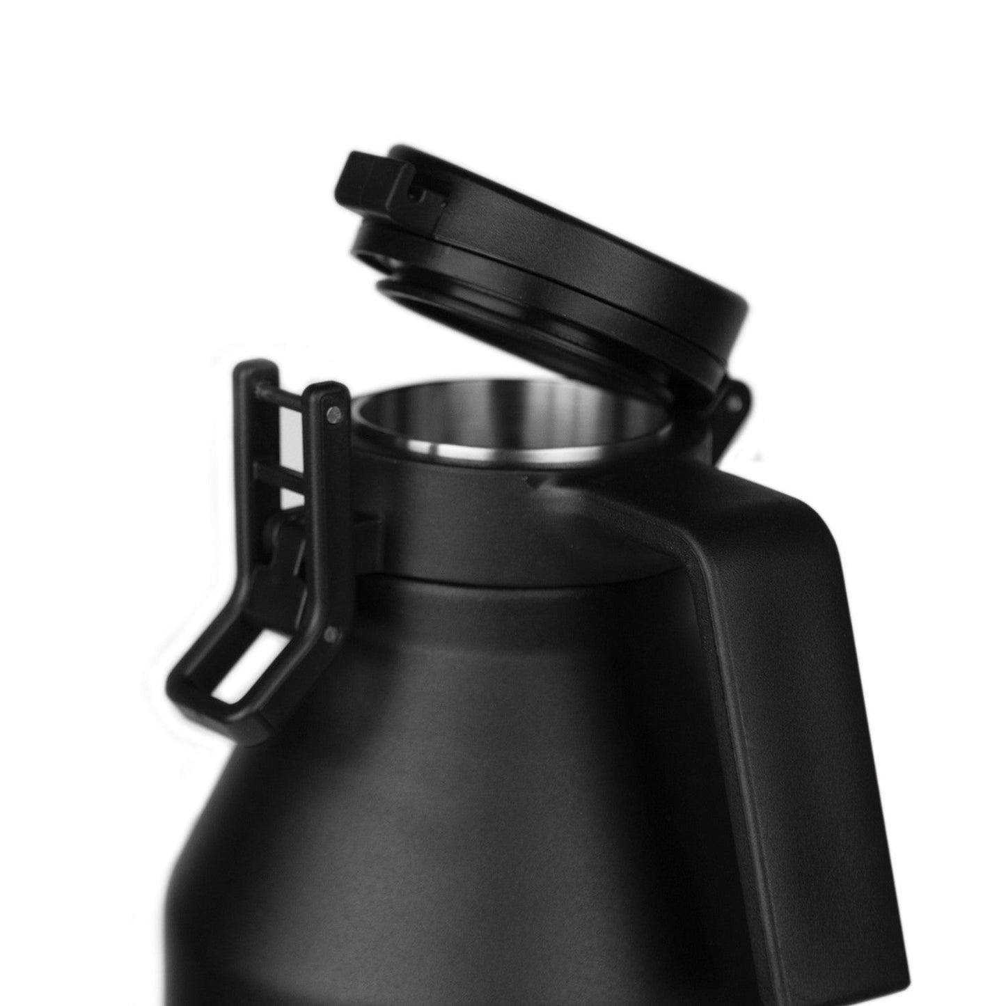 64oz-growler-h3 growlerdetail1_f7b2c86e-8bb8-40fc-b9ae-6f2e9d01276f__402220.jpg